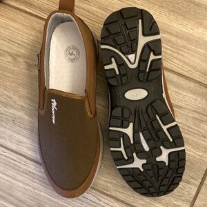 Brand new. Mens euro size 46. Us 10.5